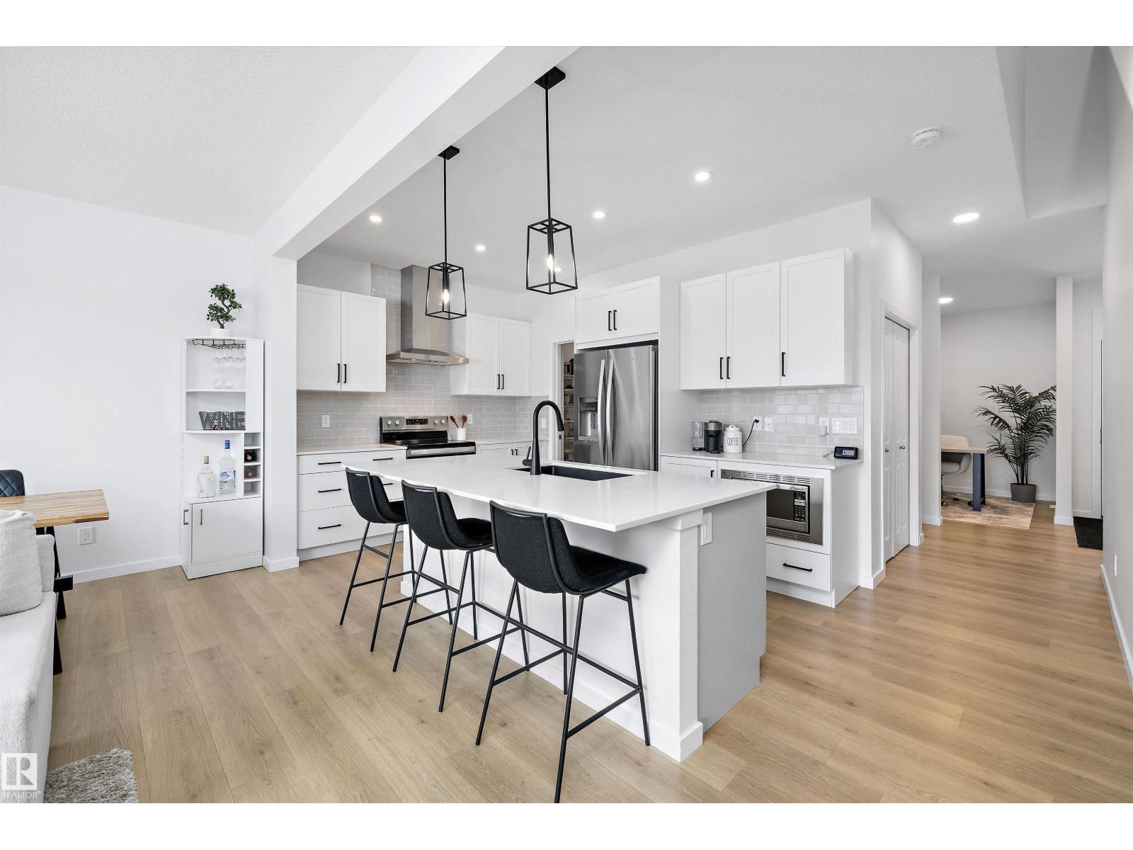 114 Sedum Way, Sherwood Park, AB T8H 2X8