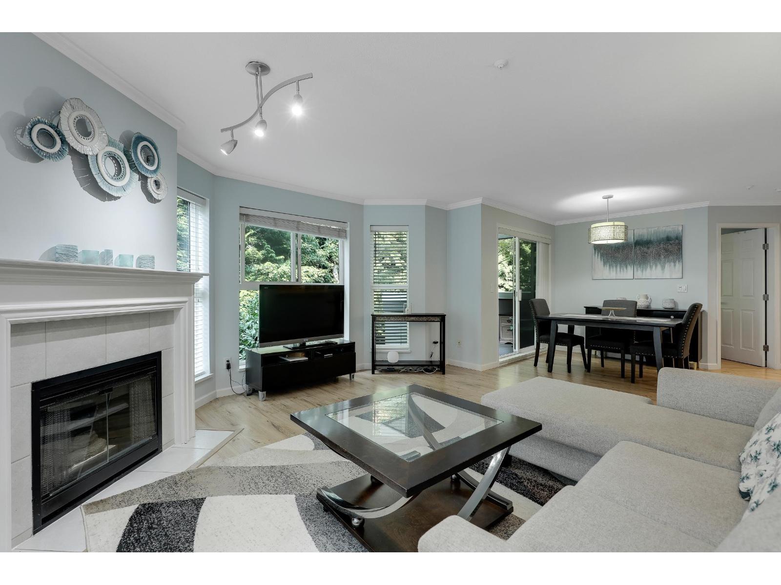 12088 66 Avenue Unit 218, Surrey, BC V3W 1Z9