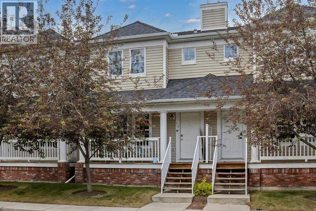 74 Country Village Gate NE, Calgary, AB T3K 0L5