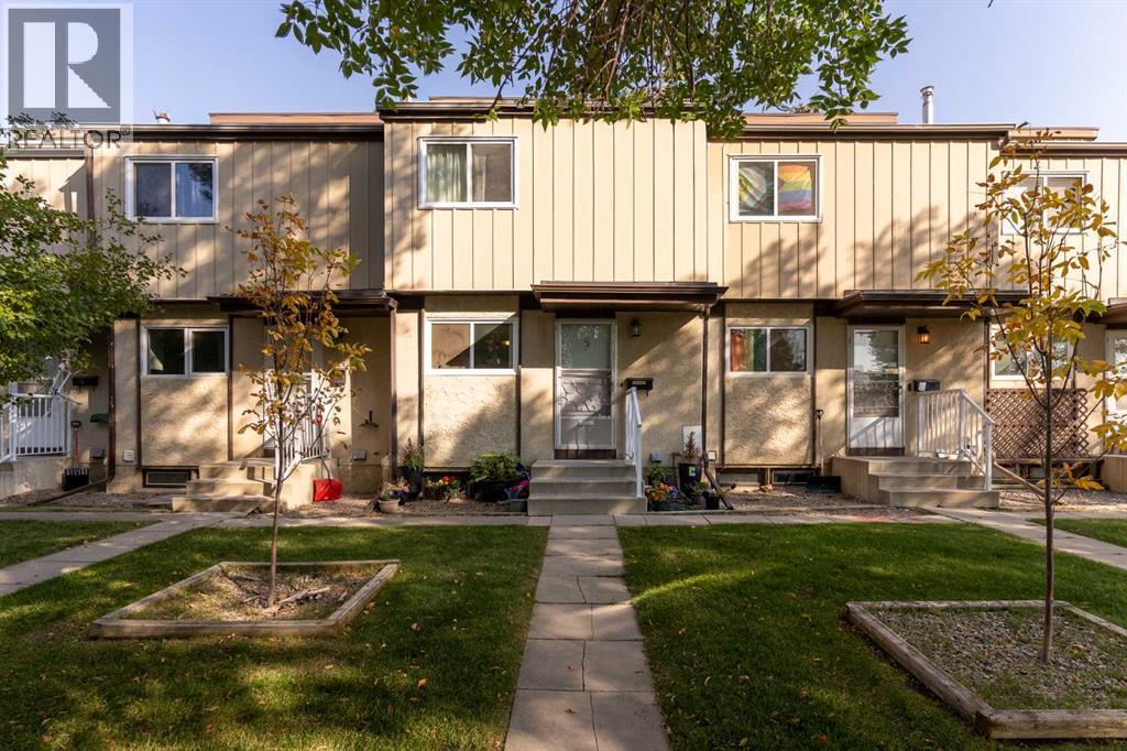 2302 23 Street N Unit 3, Lethbridge, AB T1H 4R7