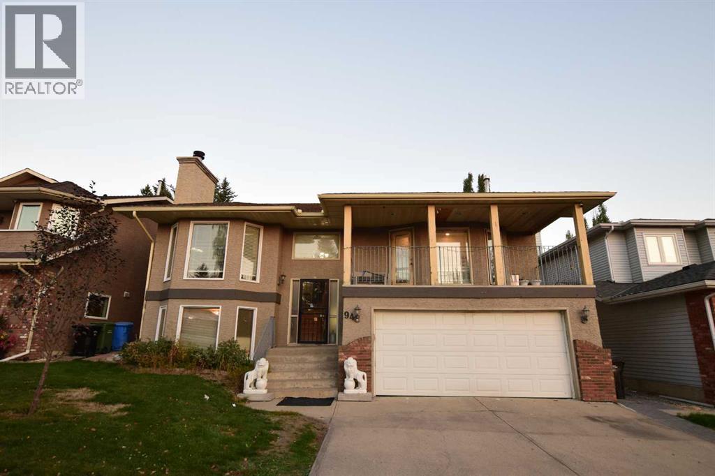 94 Douglas Woods Close SE, Calgary, AB T2Z 1Z5