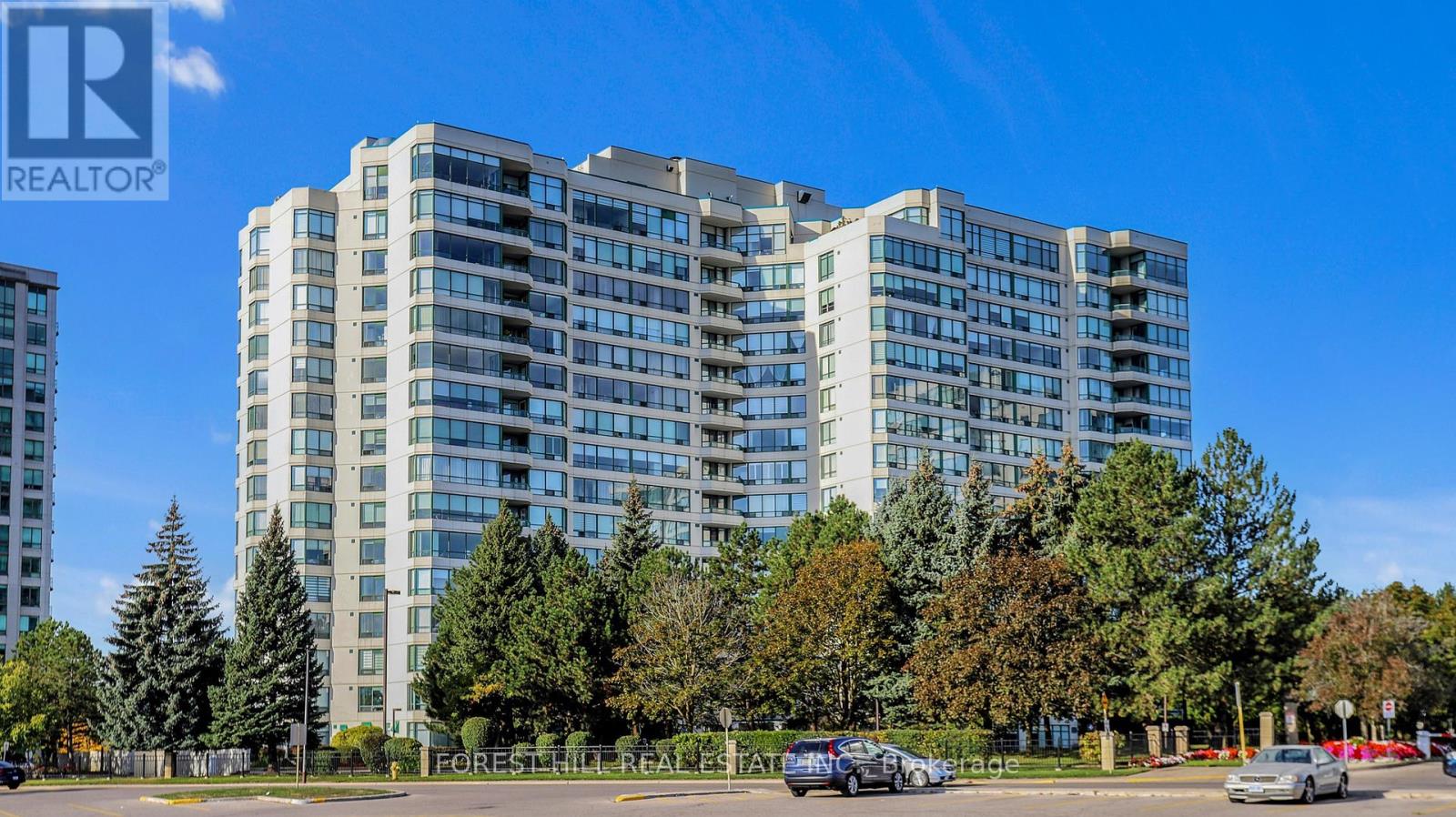1109 110 Promenade Cir, Vaughan, ON L4J 7W8