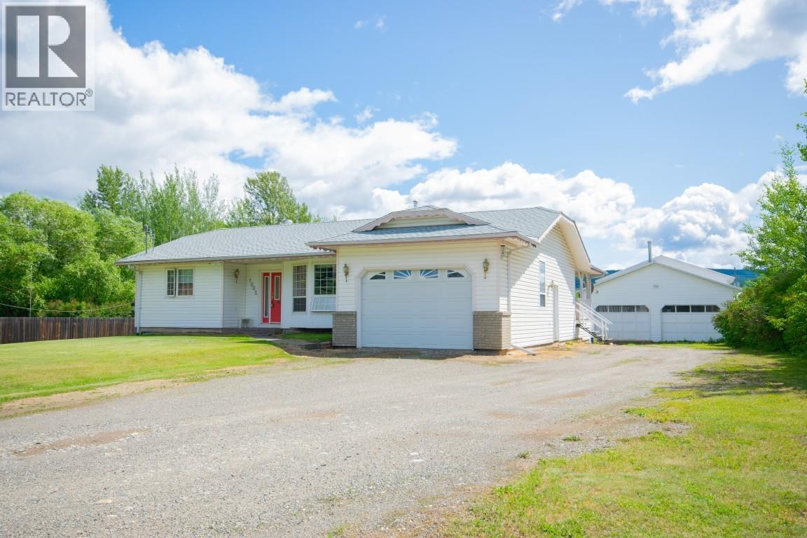 1002 Maple Heights Rd, Quesnel, BC V2J 3X3