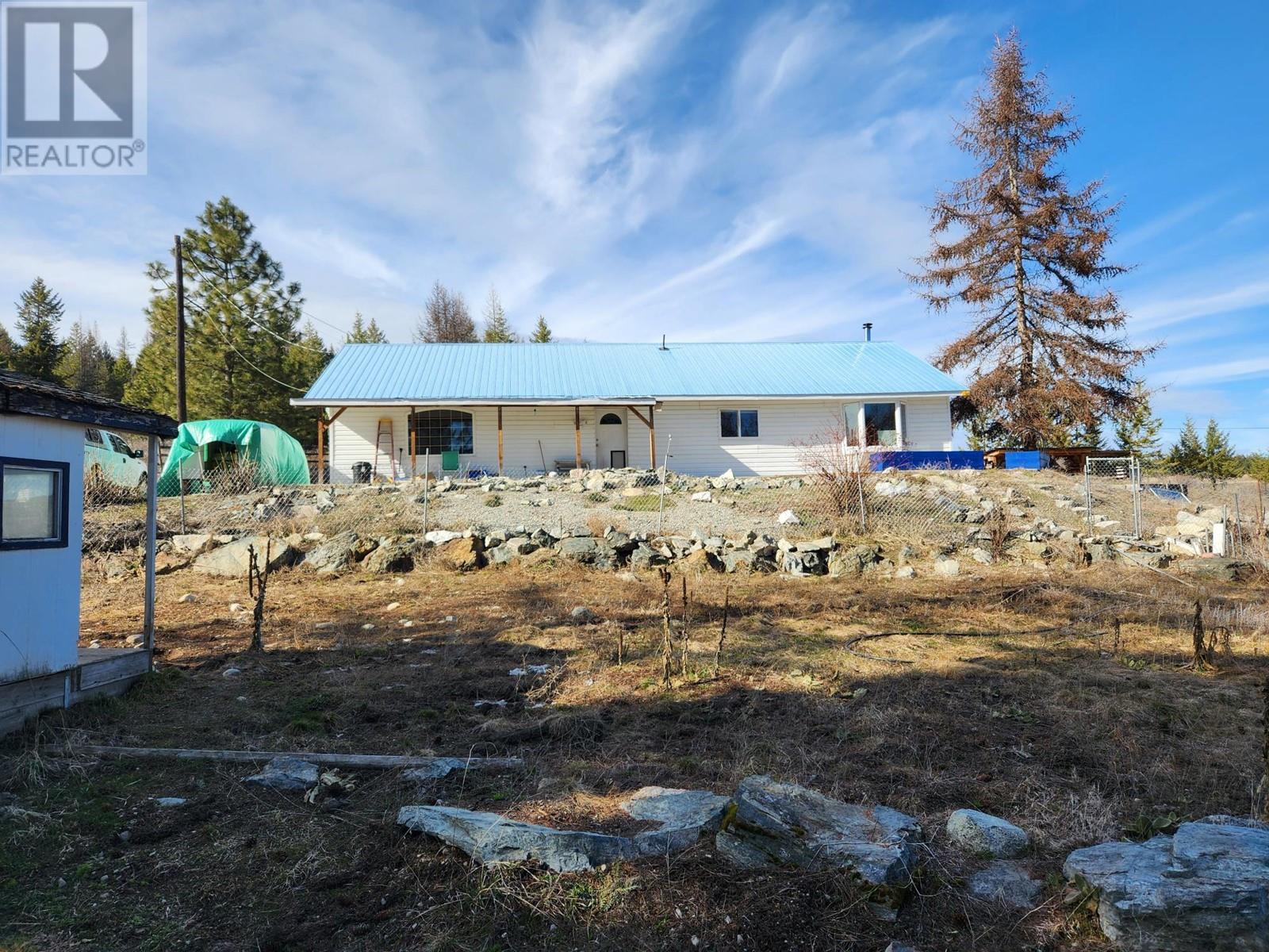 6624 Sidley Mountain Rd, Bridesville, BC V0H 1B0