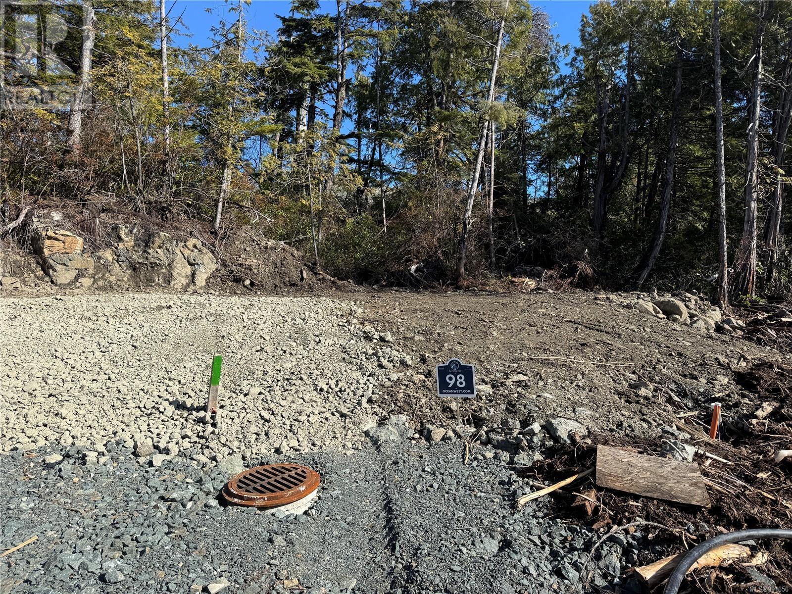 1055 Marine Dr, Ucluelet, BC V0R 3A0