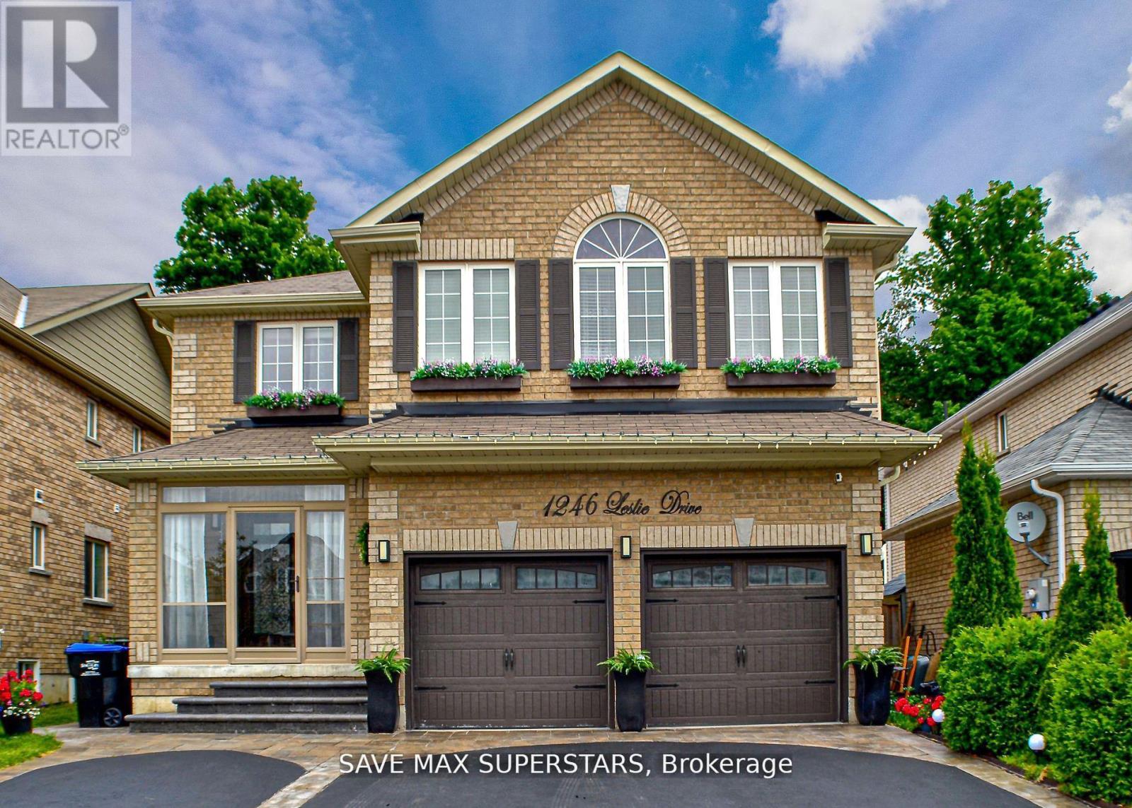 1246 Leslie Dr, Innisfil, ON L9S 2B1