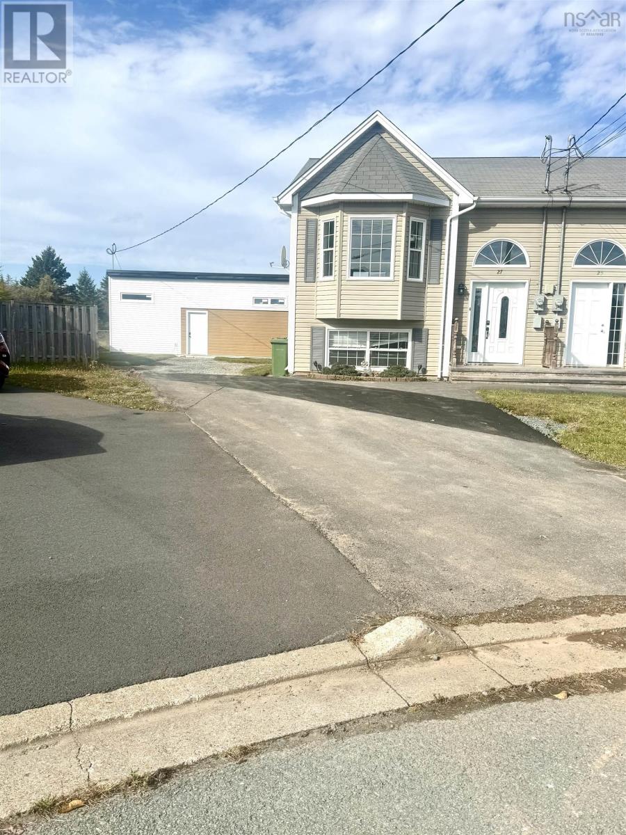 27-29 Grayson, Sackville, NS B4C 0A8