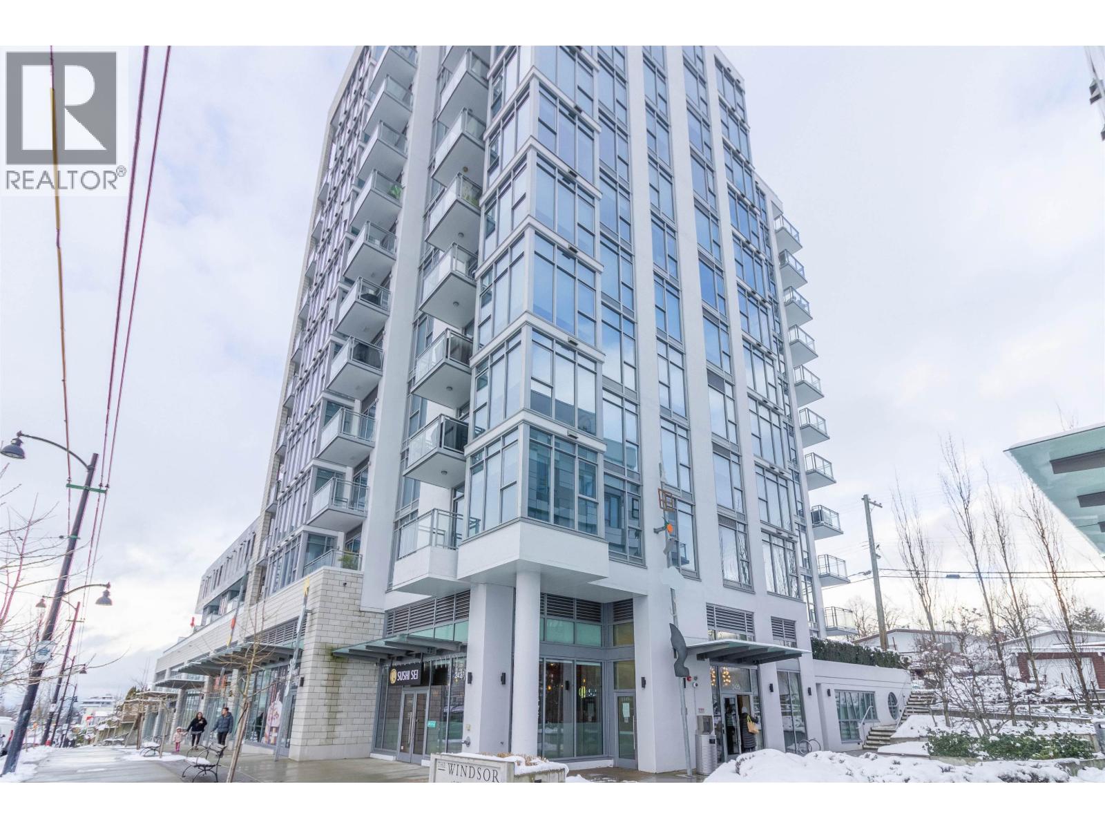 2435 Kingsway Unit 302, Vancouver, BC V5R 5G8