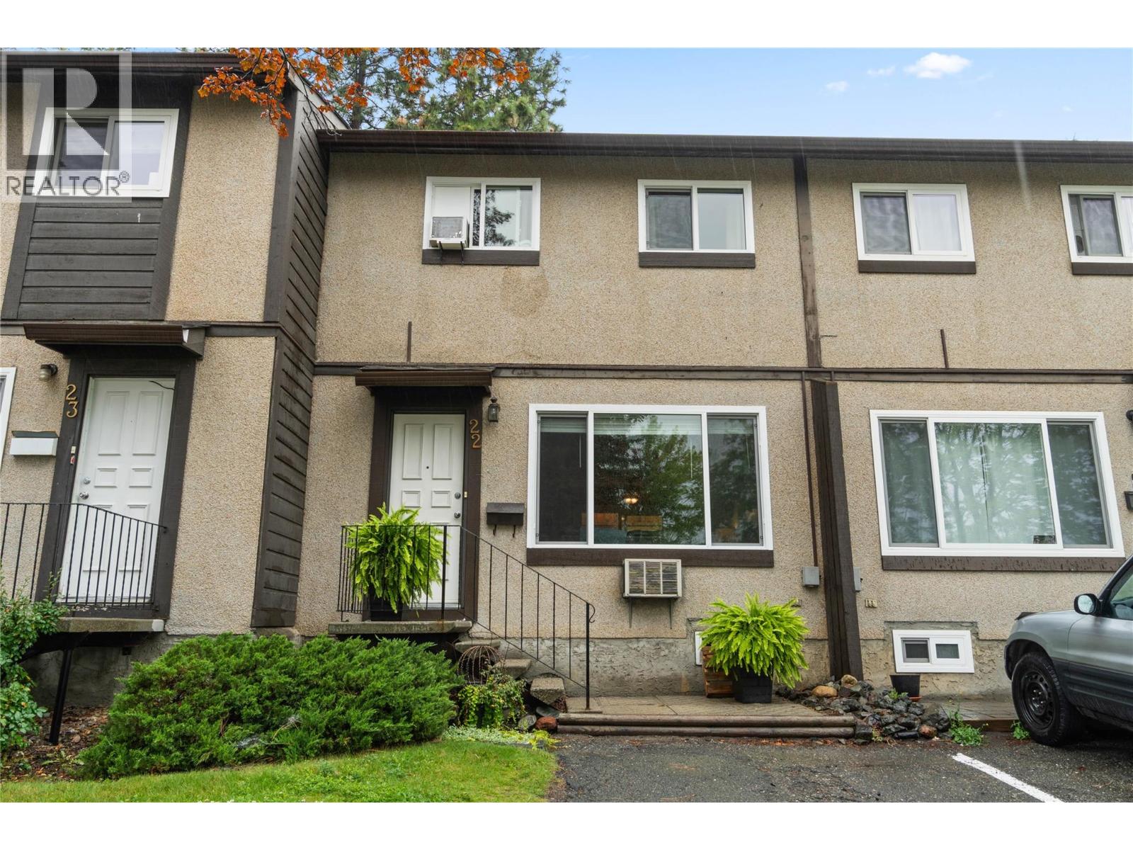 1605 Summit Drive Unit 22, Kamloops, BC V2E 2A5
