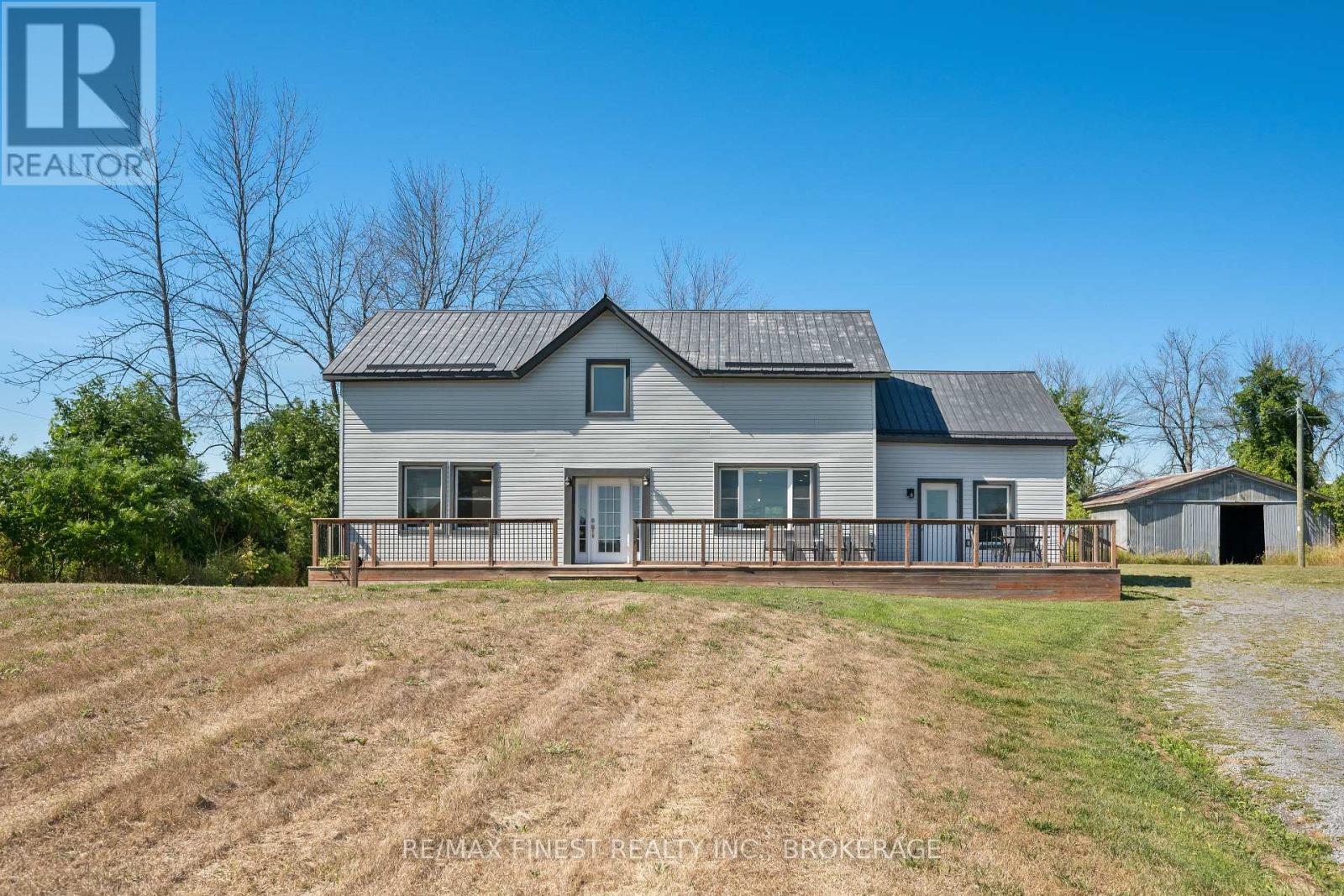 2405 Mcintyre Rd, Loyalist, ON K0H 1G0