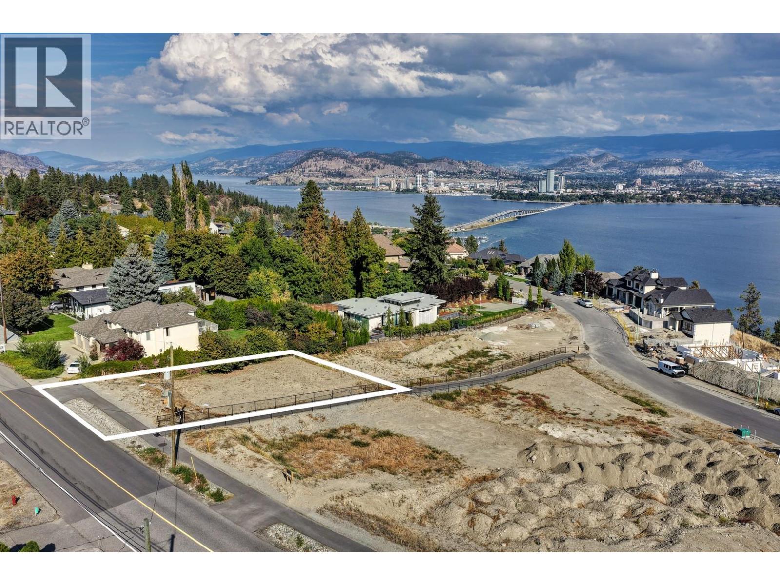 2347 Thacker Dr, West Kelowna, BC V1Z 1V6