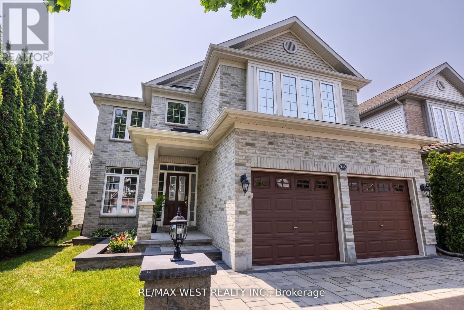 214 Castlegarth Cres, Ottawa, ON K2J 5N6