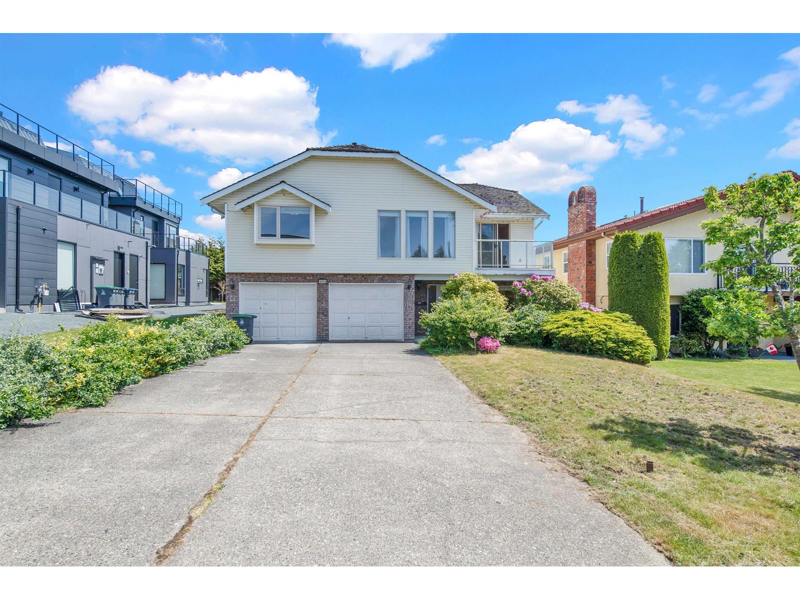 132 Street Unit 1414 #b, Surrey, BC V4A 6H7