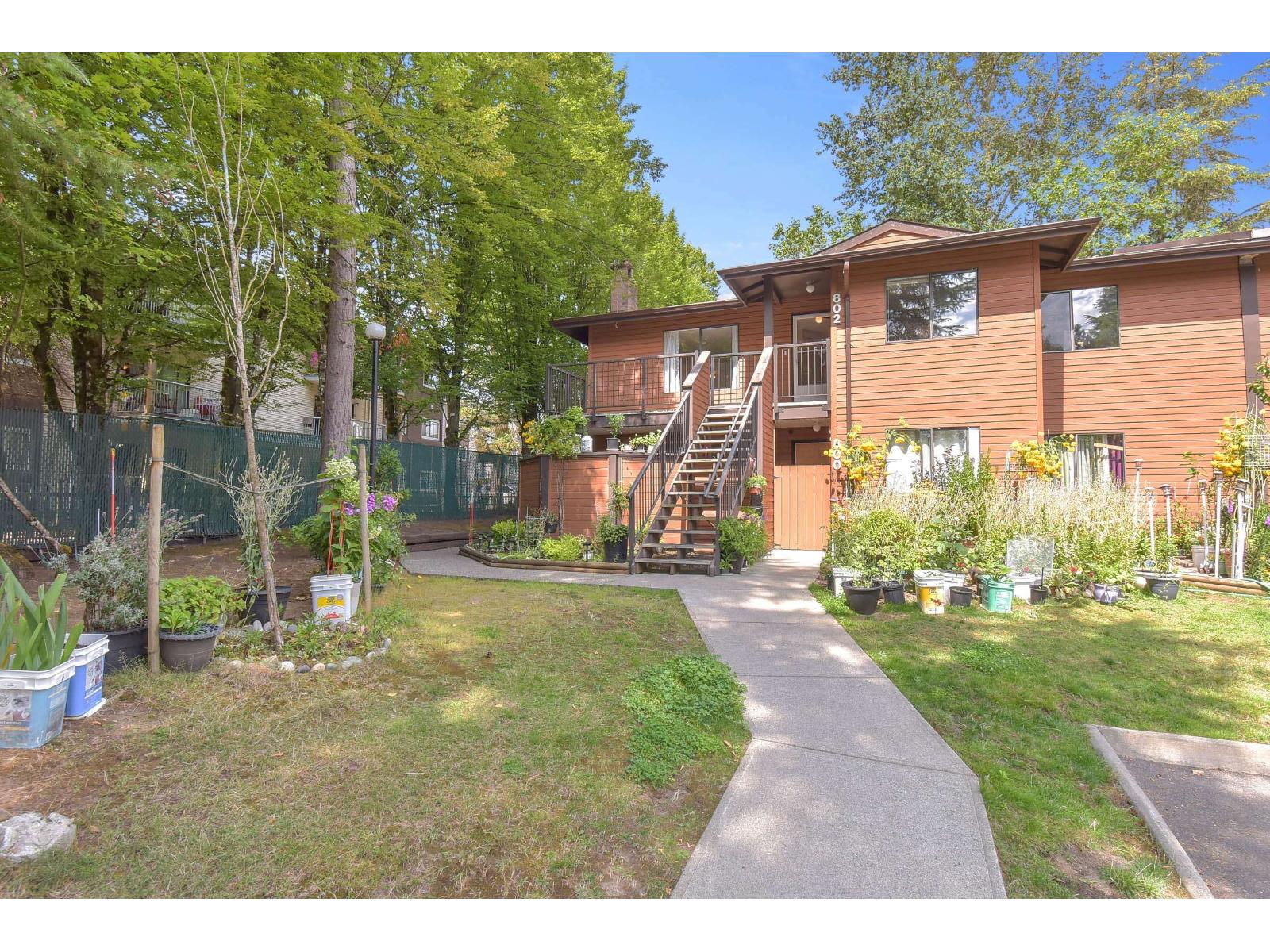 10620 150 Street Unit 802, Surrey, BC V3R 7S1
