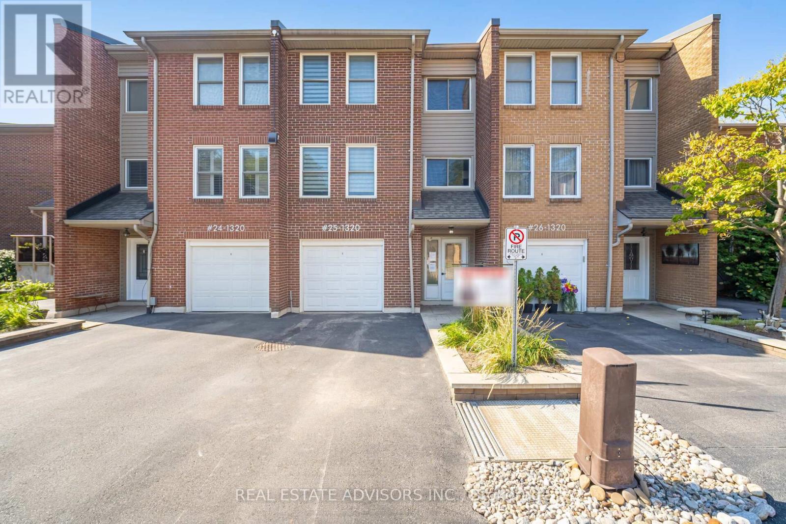 25 1320 Hampton St, Oakville, ON L6H 2S6