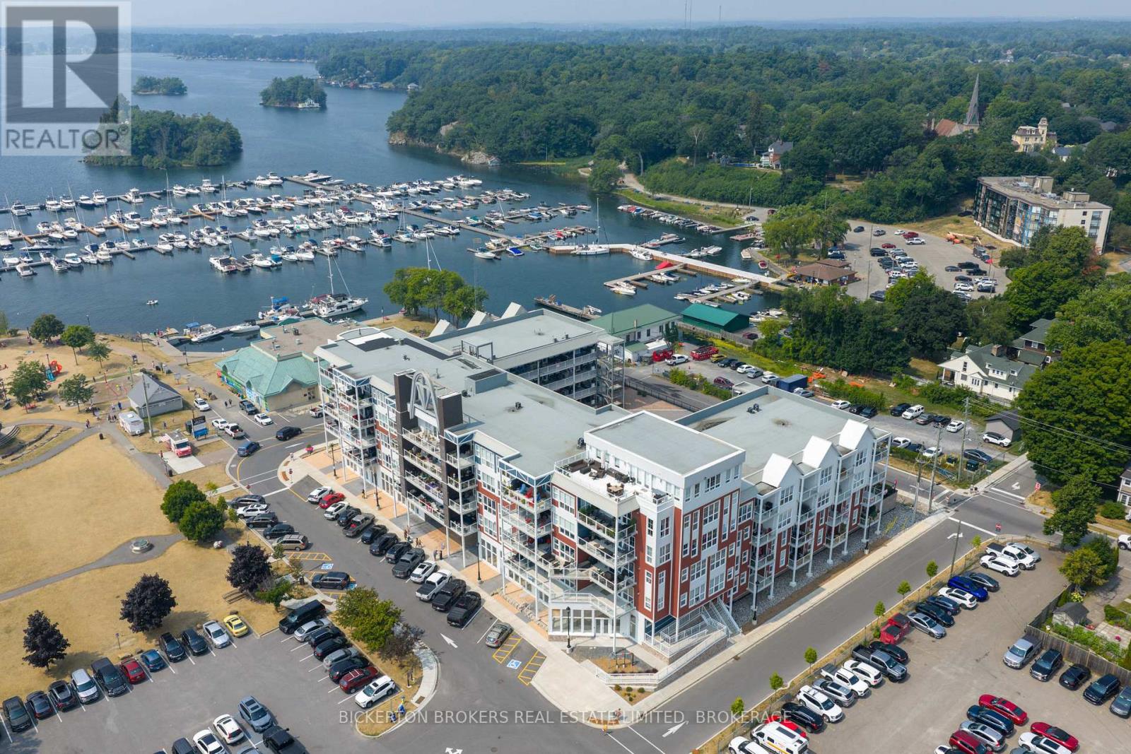 406 130 Water St, Gananoque, ON K7G 0A8