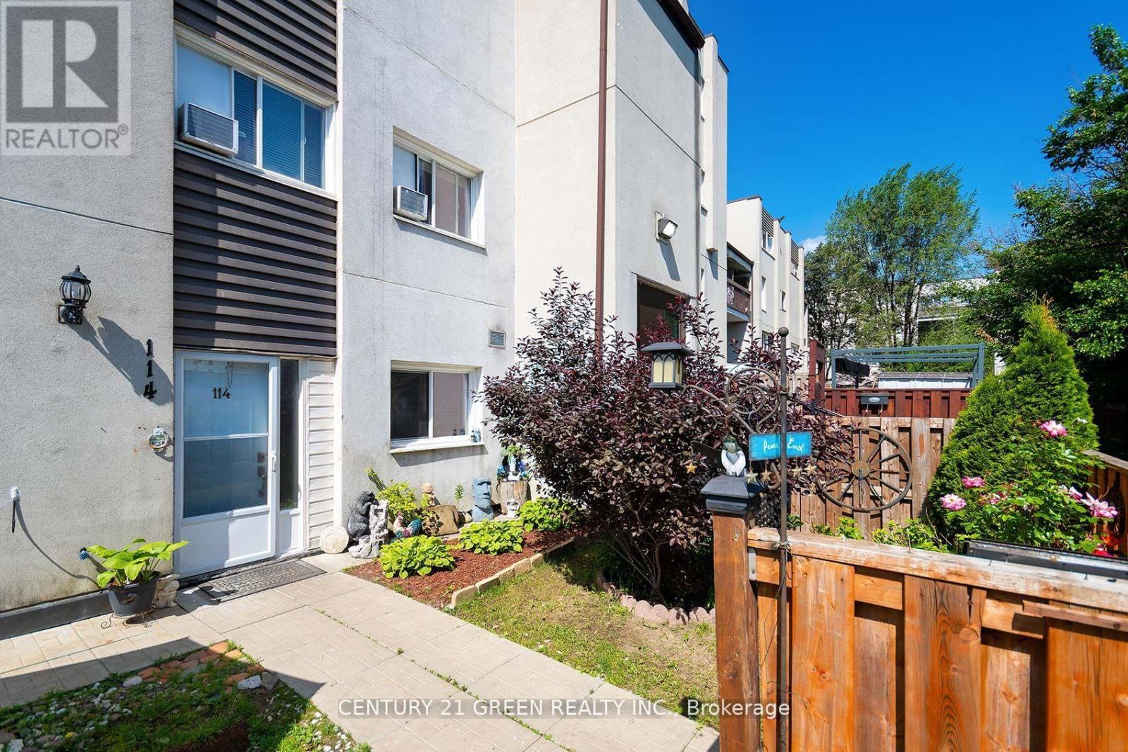 114 3040 Constitution Blvd, Mississauga, ON L4Y 3X7