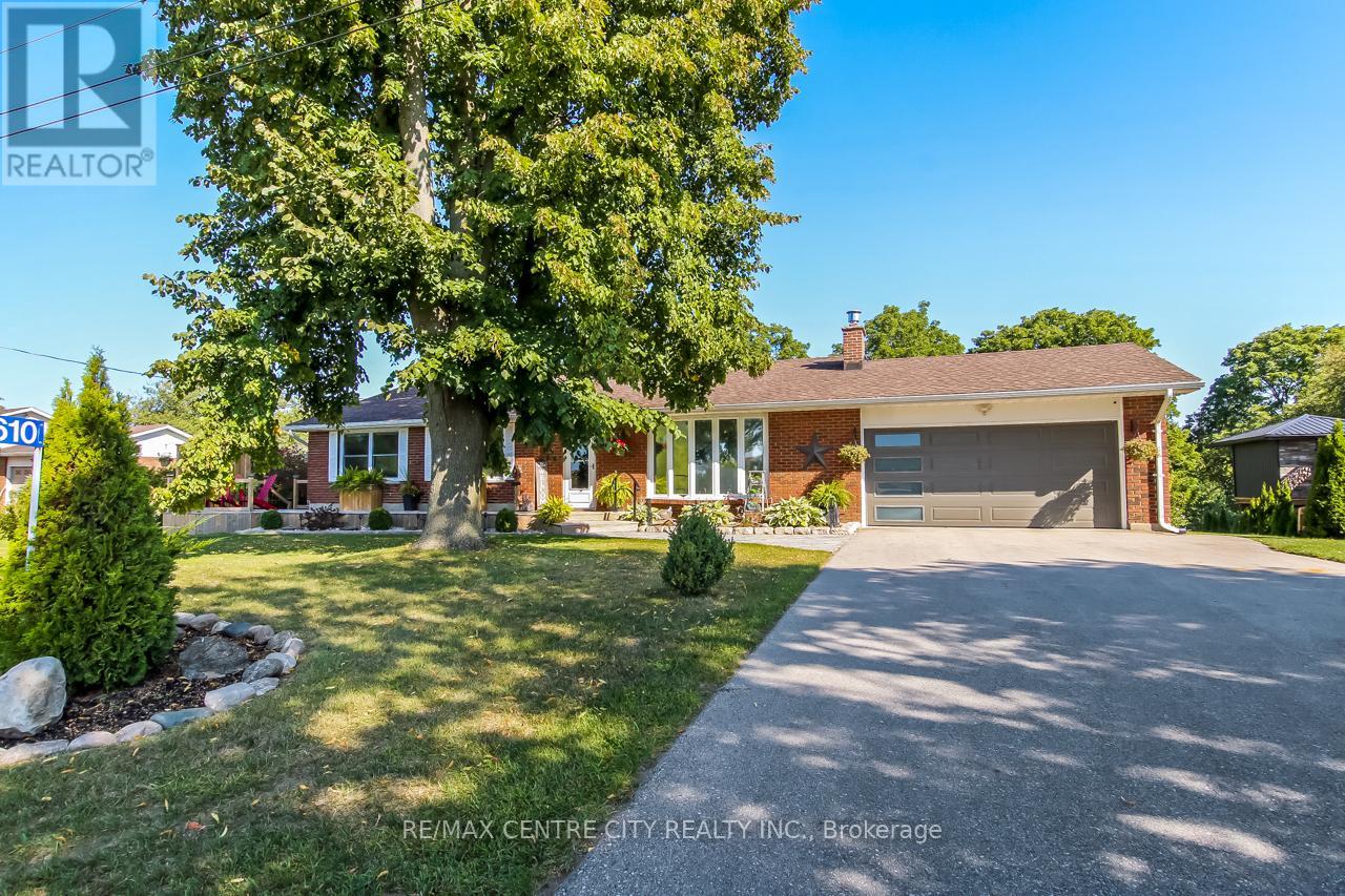 42610 Walnut St, Central Elgin, ON N0L 2L0