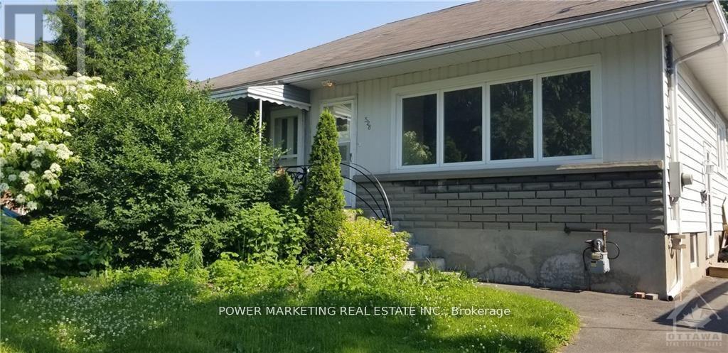 528 Mutual St, Ottawa, ON K1K 1C6