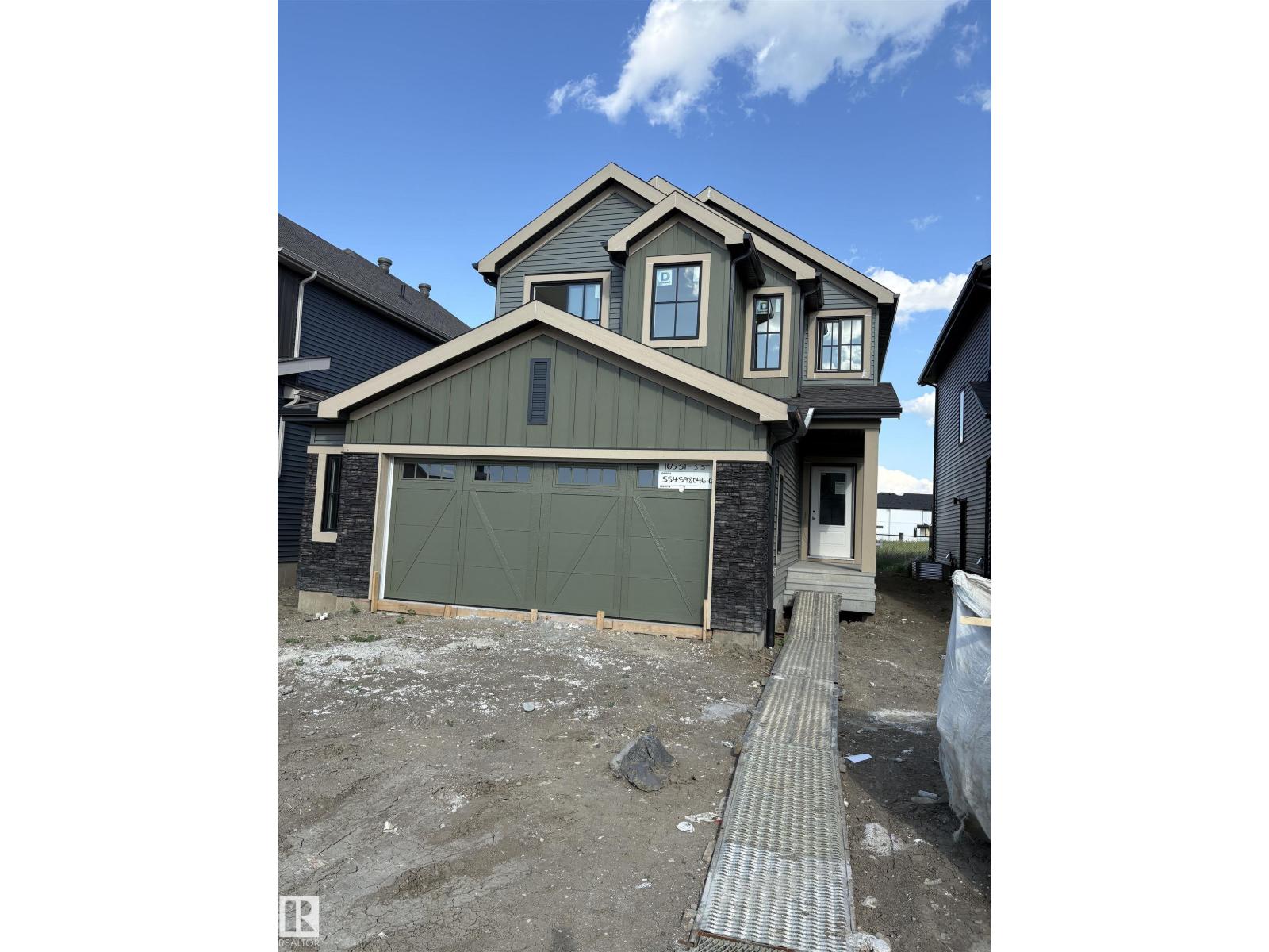 3 St Ne Unit 16531, Edmonton, AB T5Y 4E9