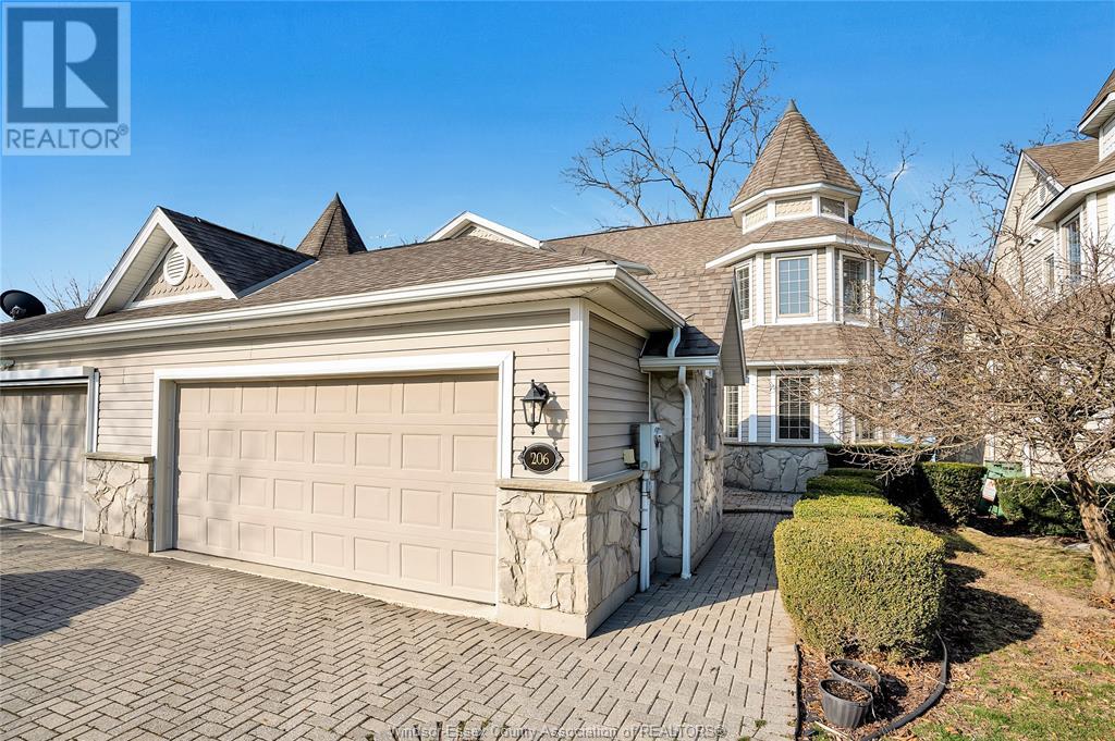 206 Crystal Bay Dr, Amherstburg, ON N9V 4A6