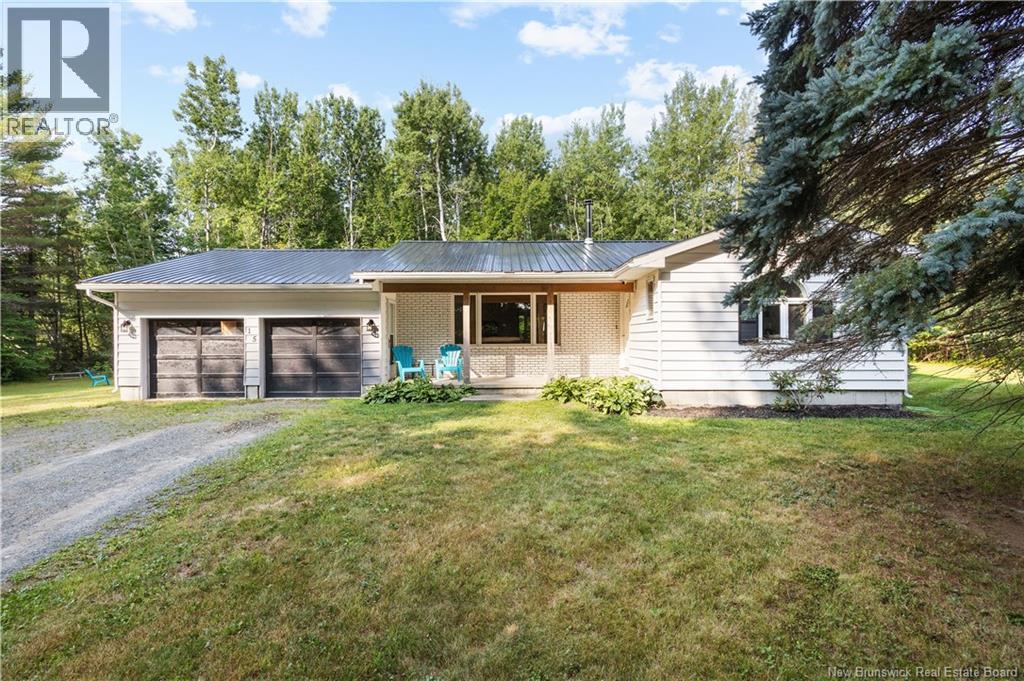 15 Mckinnon Rd, Miramichi, NB E1V 5Y1