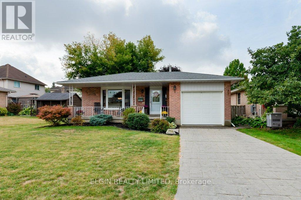20 Farmington Dr, St. Thomas, ON N5R 5X4