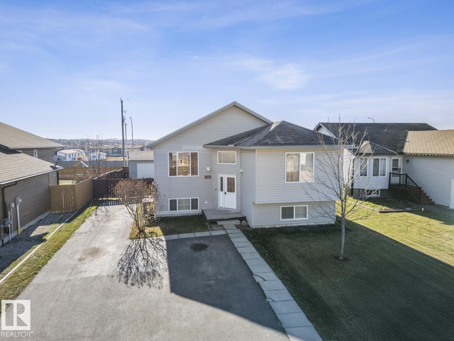 62 Av Unit 4609, Cold Lake, AB T9M 2B5
