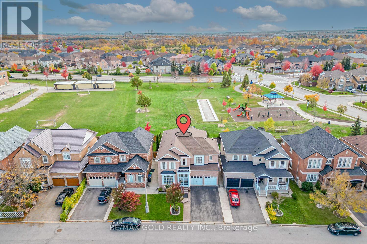 23 Yellow Pine Rd, Brampton, ON L6P 2E4