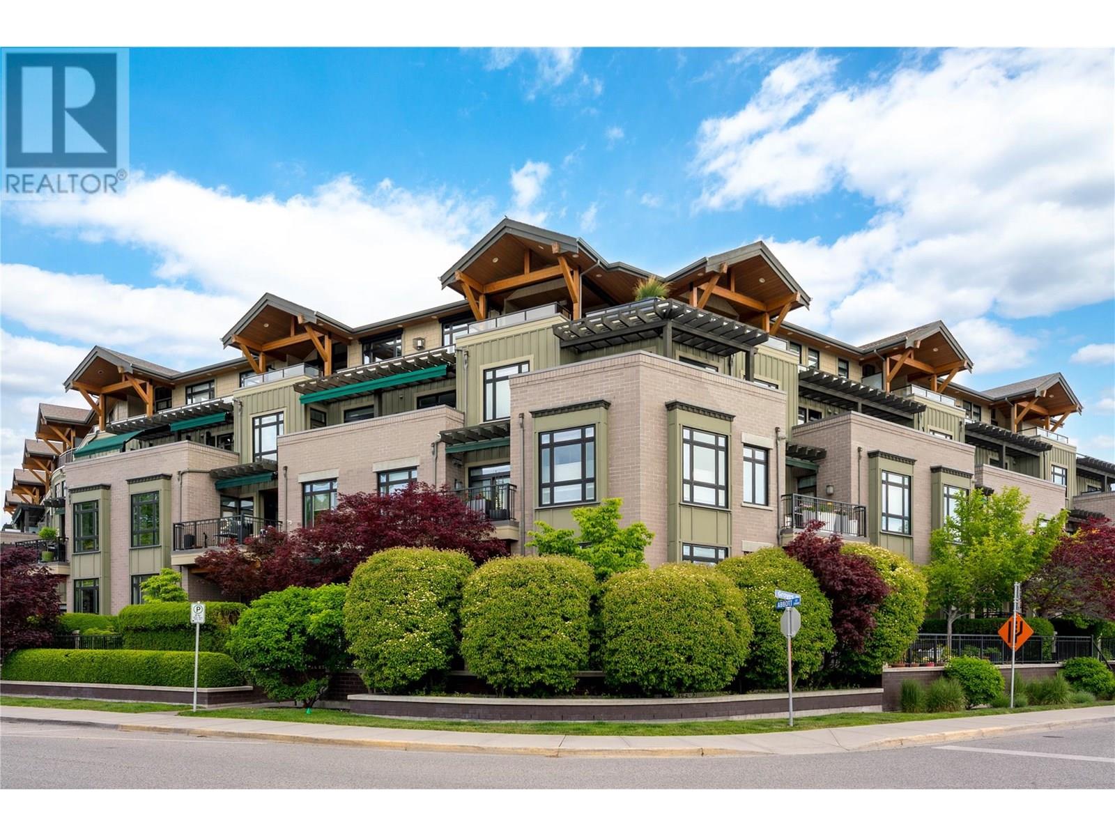 2901 Abbott Street Unit 201, Kelowna, BC V1Y 1G7