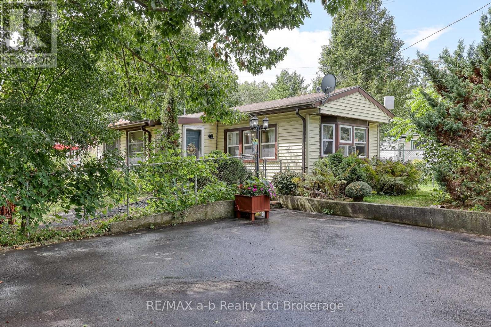 26 746112 Township 4 Rd, Blandford-blenheim Forest Estates, ON N4S 7V9