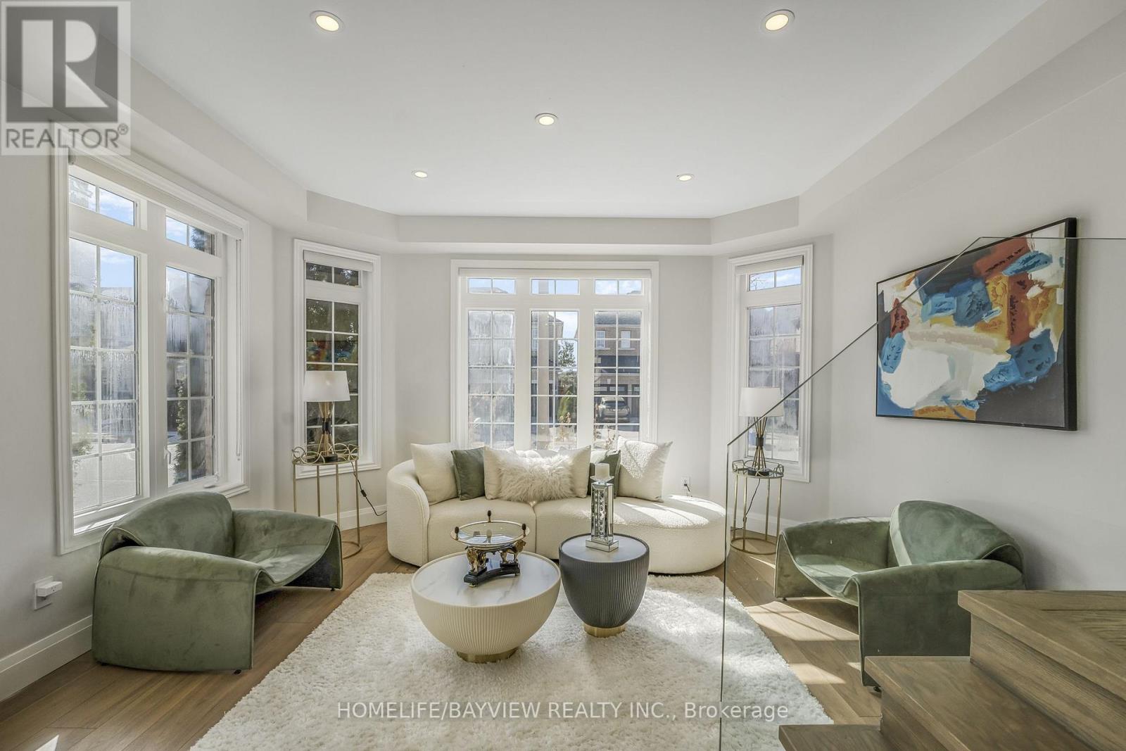 14 Montcalm Blvd, Vaughan, ON L4H 2X6