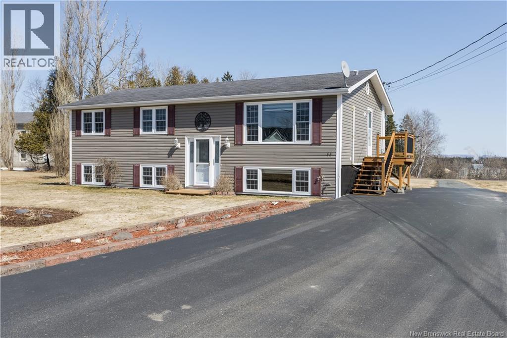 56 Centennial St, Plaster Rock, NB E7G 1H5