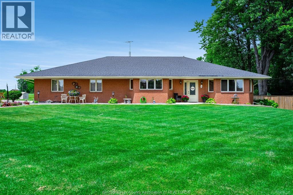 1462 County Rd 22, Lakeshore, ON N8L 0H9