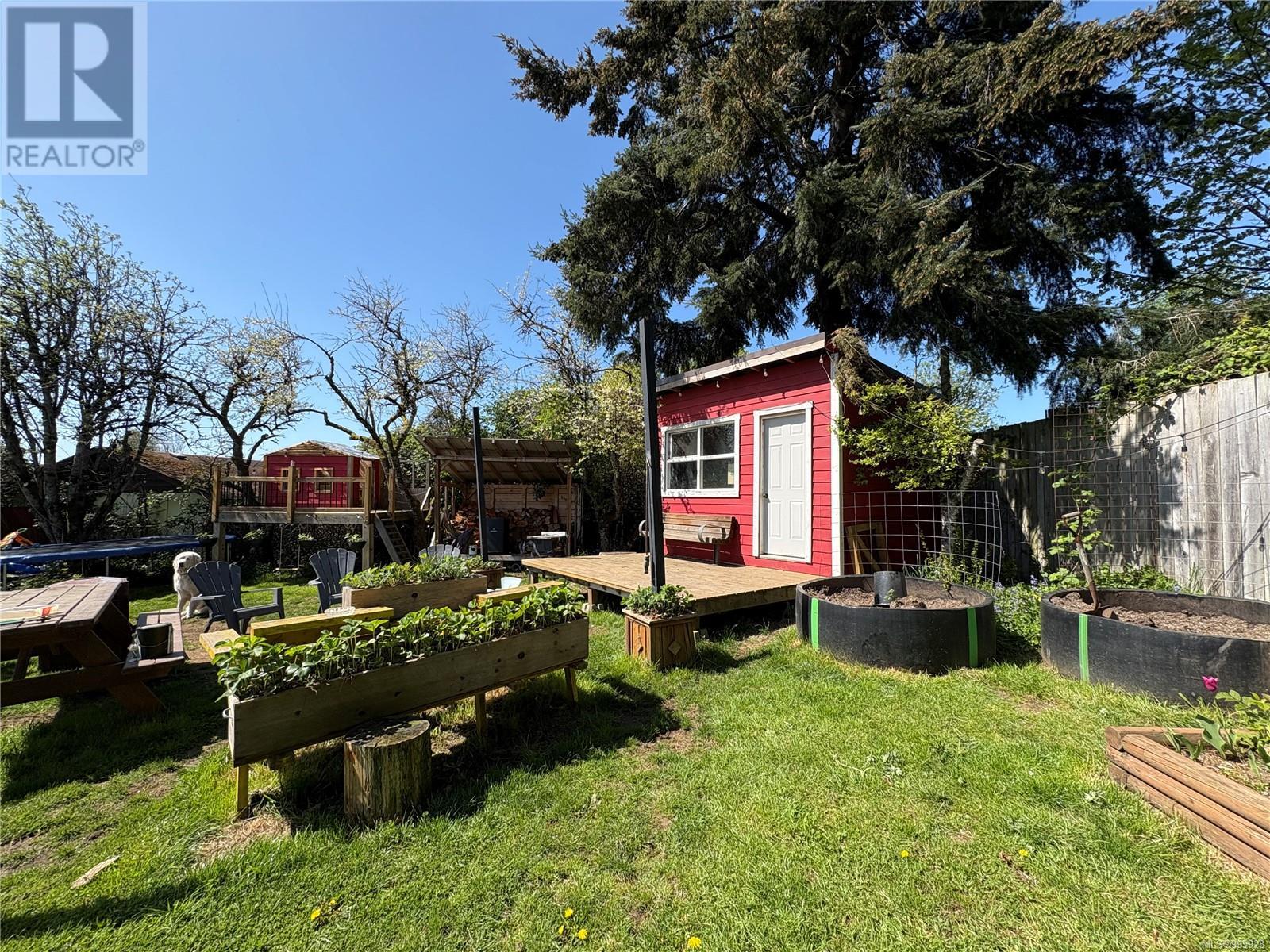6716 Ayre Rd, Sooke, BC V9Z 0H1