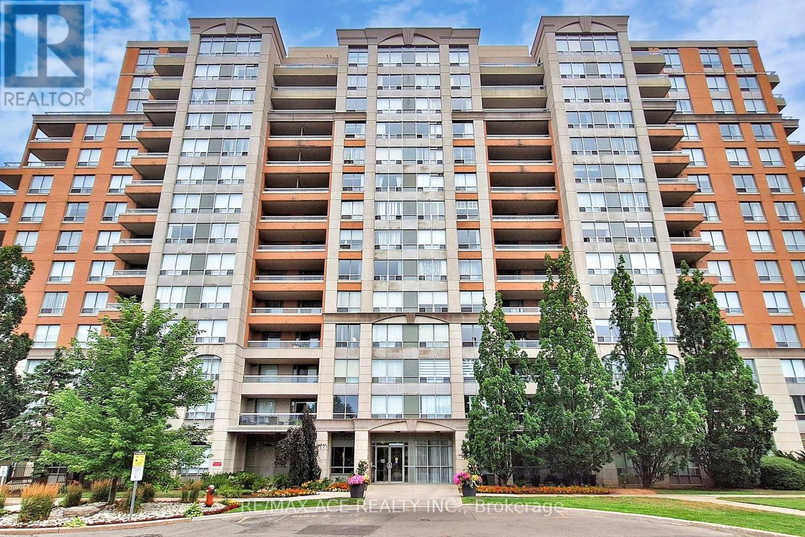 1108 29 Northern Heights Dr, Richmond Hill, ON L4B 4C9
