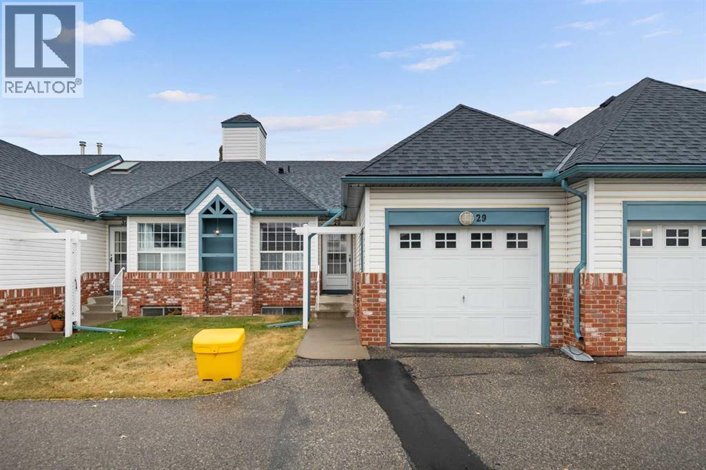 12 Woodside Rise Nw Unit 29, Airdrie, AB T4B 2L3