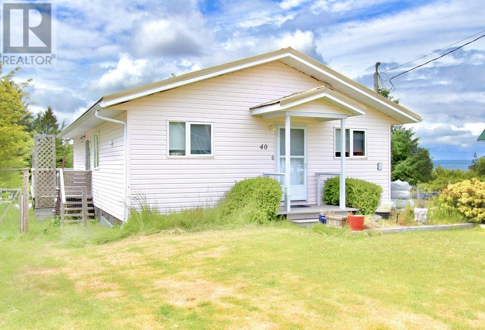 40 Yakoun St, Port Clements, BC V0T 1R0