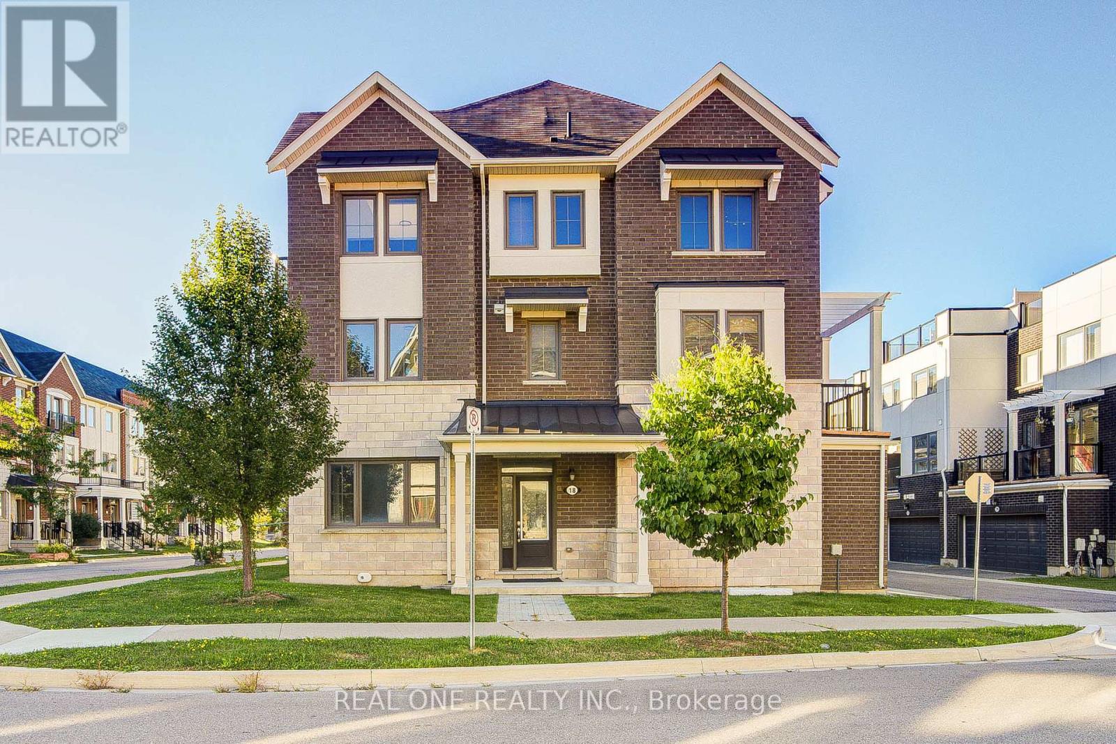 18 Thomas Swanson St, Markham, ON L6B 1M8