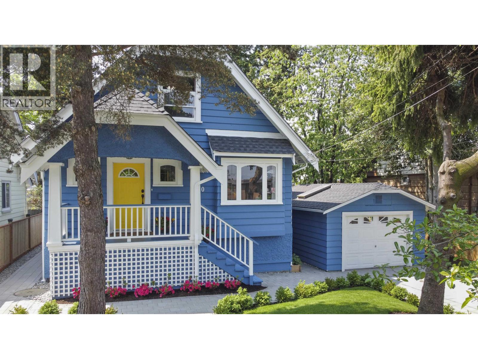 3130 Ivanhoe St, Vancouver, BC V5R 4W1