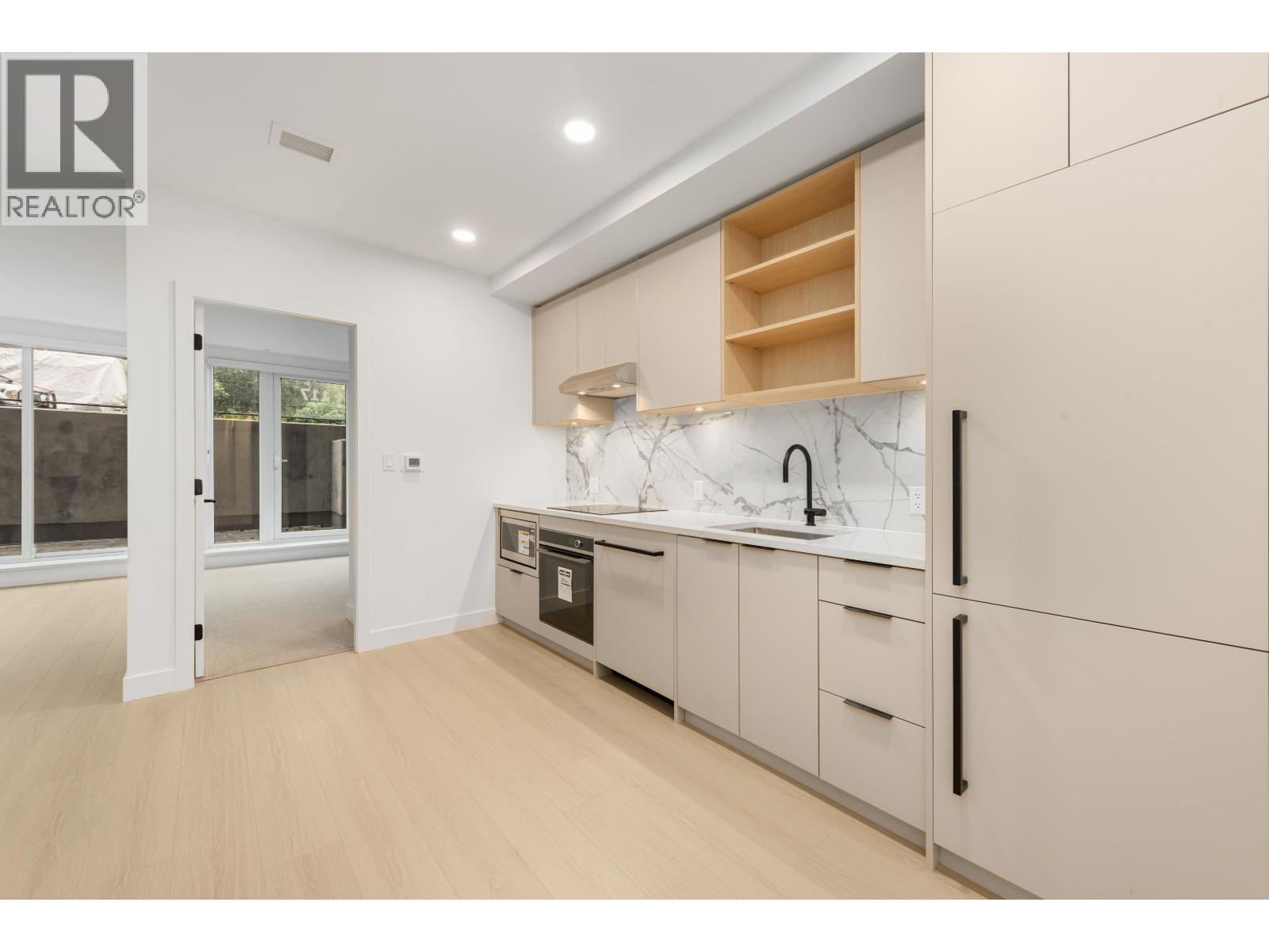 422 E 3rd Street Unit 117, North Vancouver, BC V7L 0K1