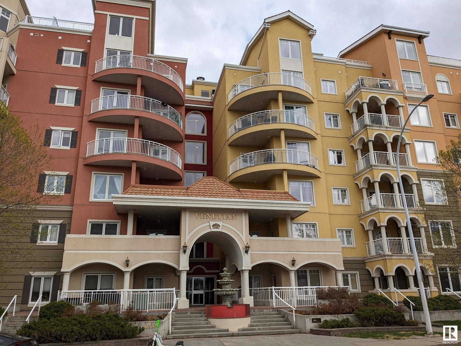 112 St Nw Unit 10333, Edmonton, AB T5K 0B4