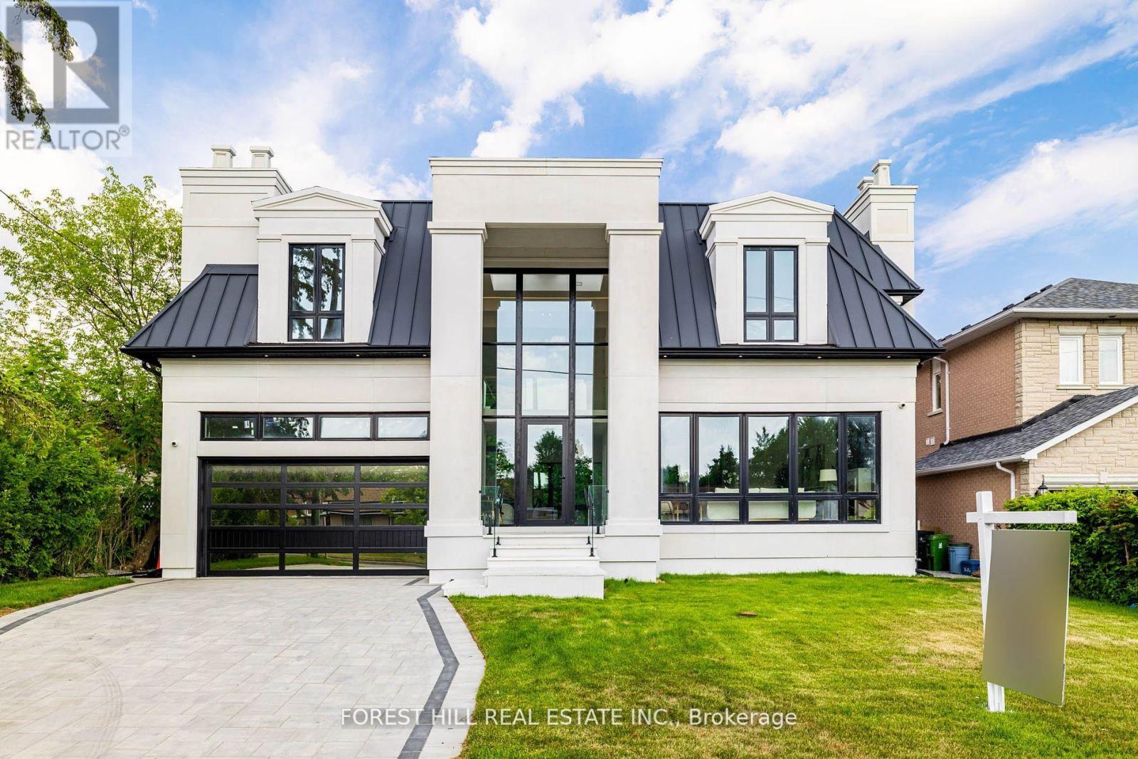 105 Castle Hill Dr, Toronto, ON M1T 2Y7