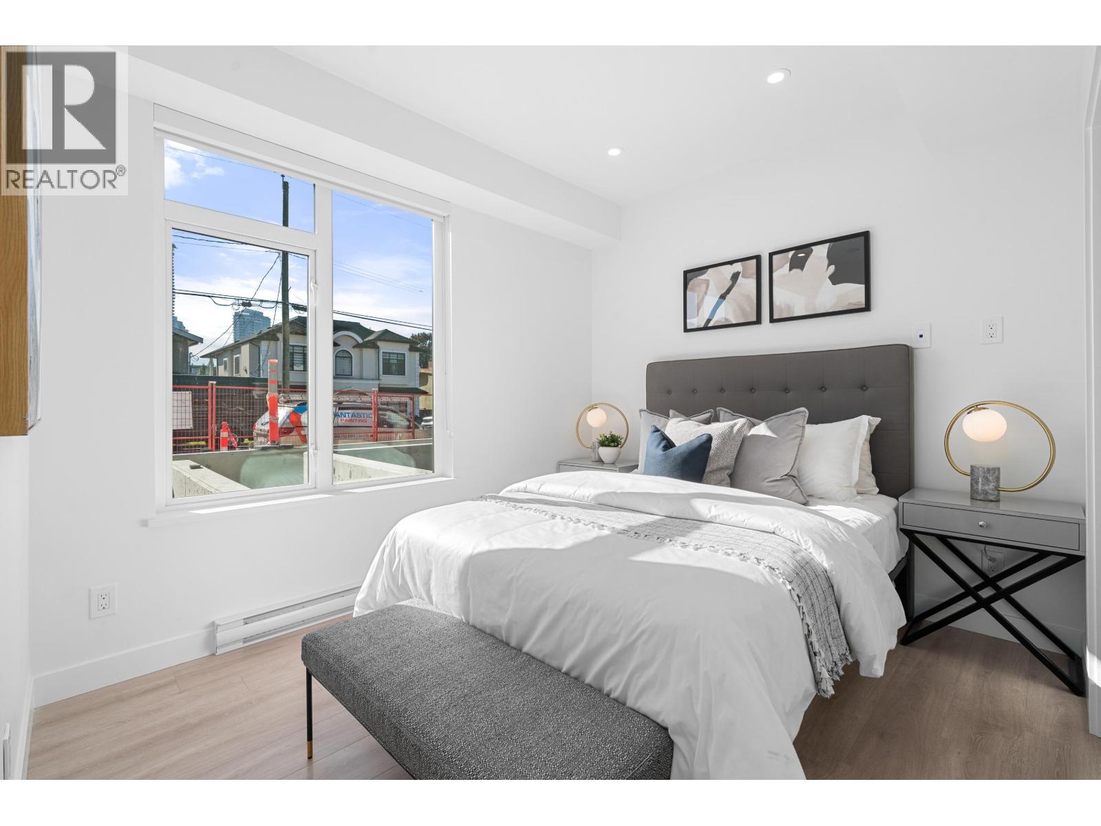 7161 17th Avenue Unit 207, Burnaby, BC V3N 0K1