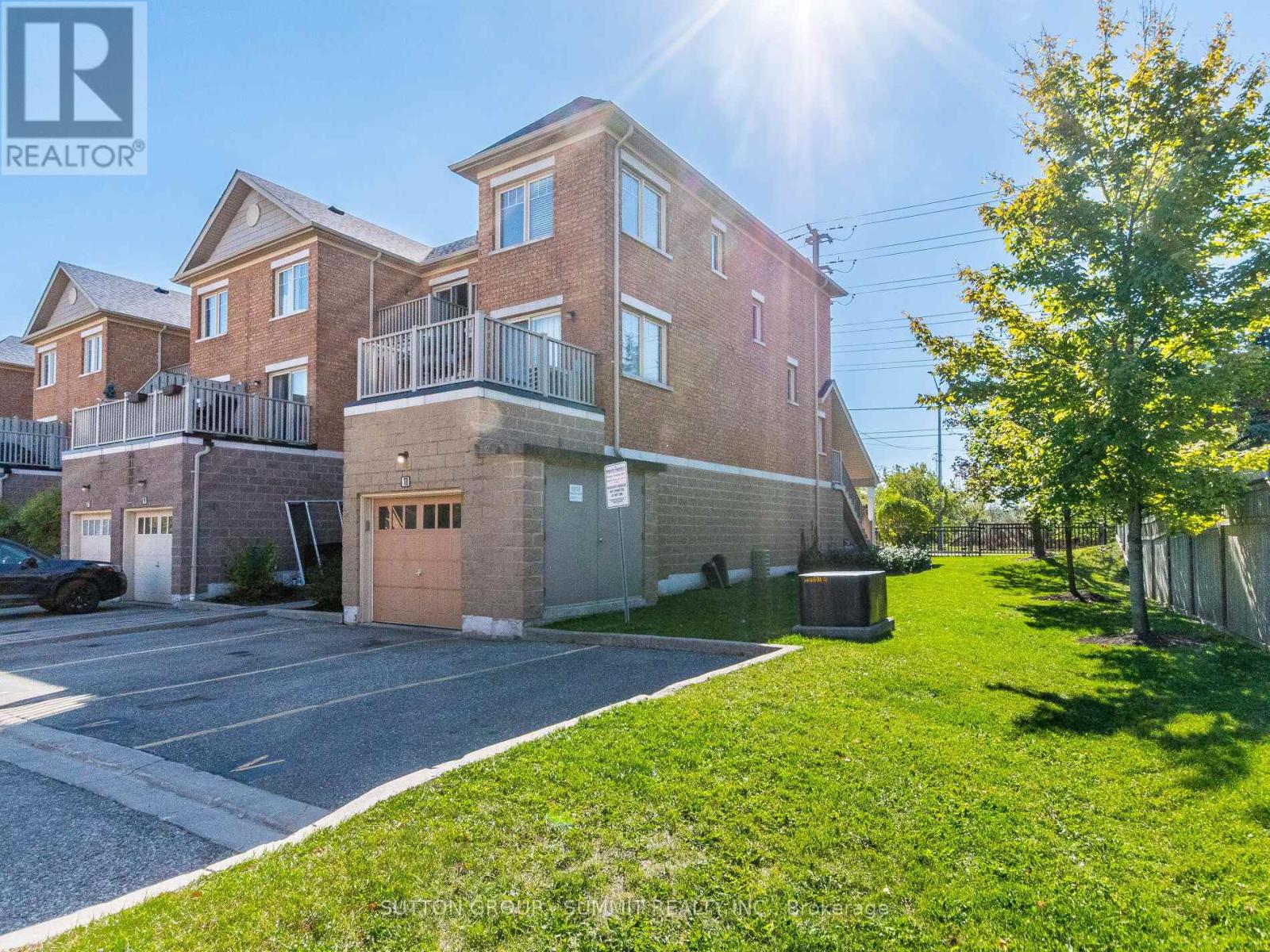 11 5035 Ninth Line, Mississauga, ON L5M 0E6