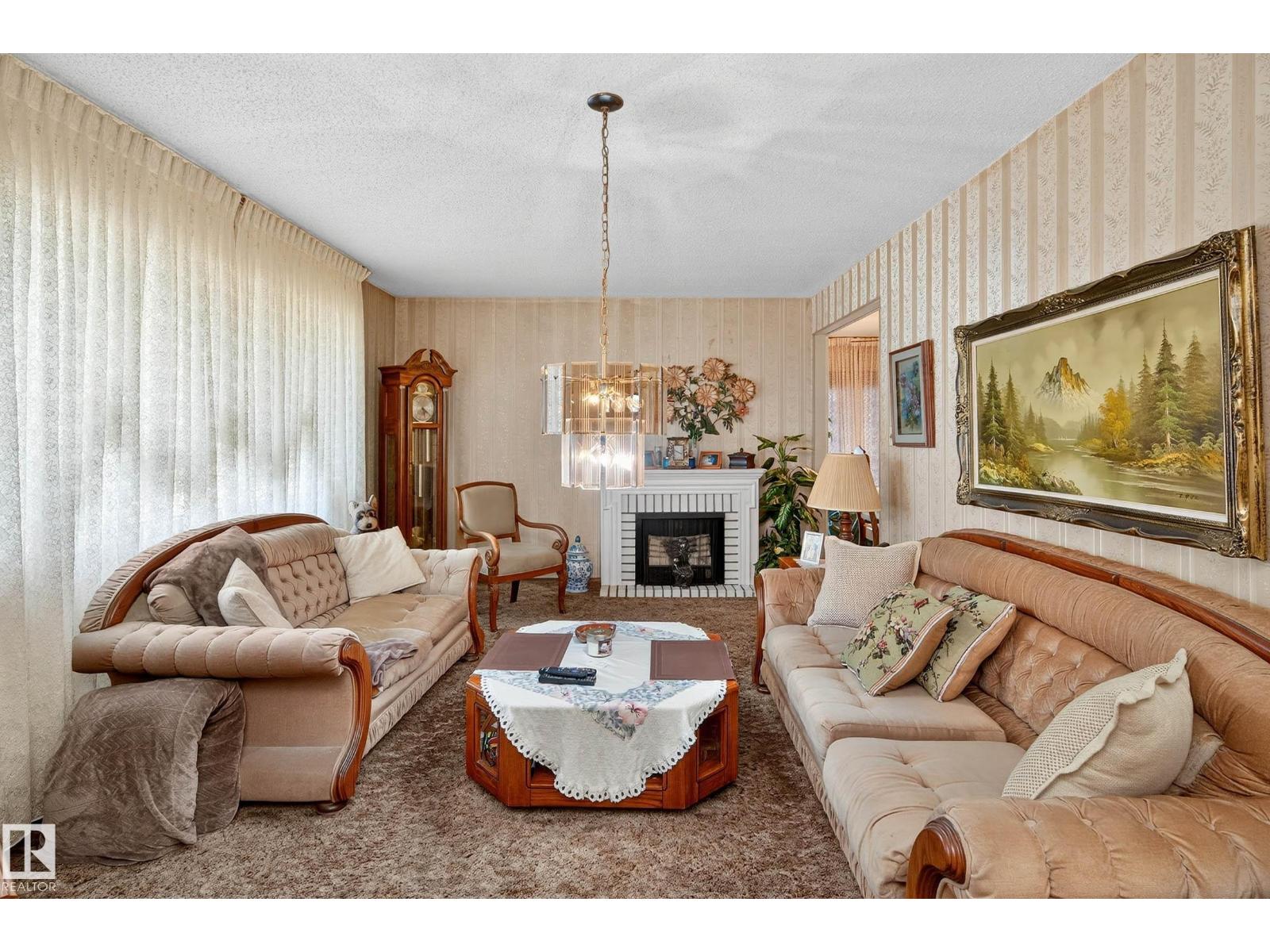 171 St Nw Unit 8404, Edmonton, AB T5T 0H3