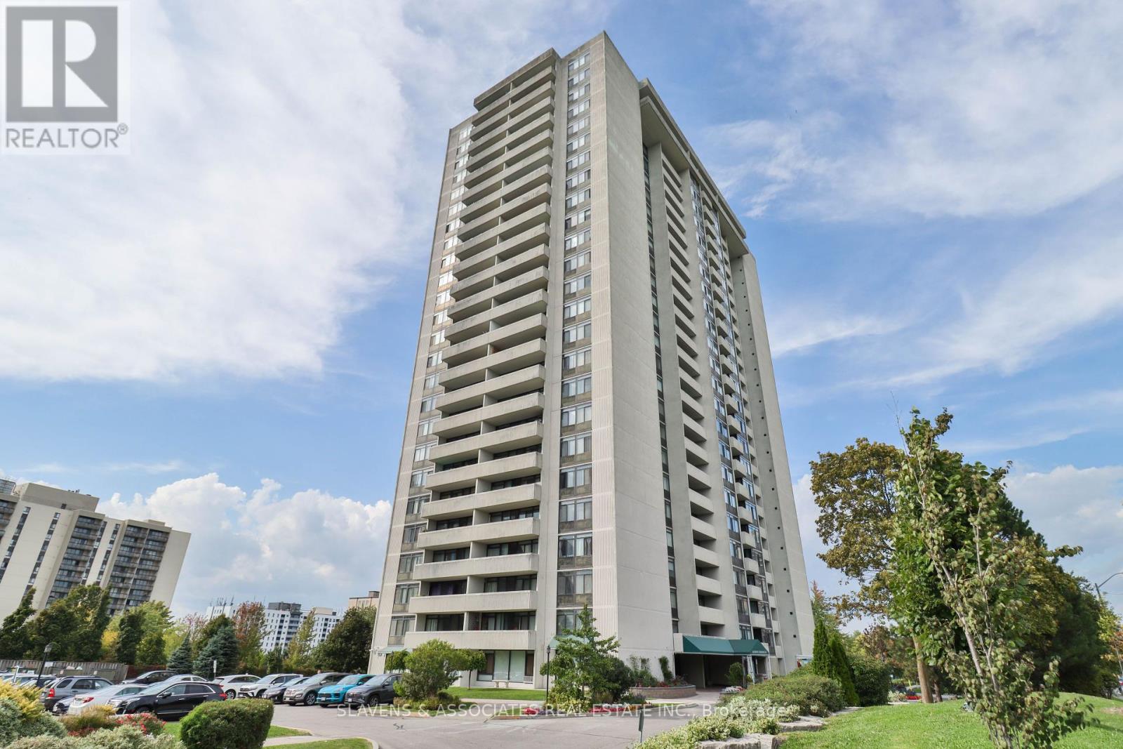 403 3300 Don Mills Rd, Toronto, ON M2J 4X7