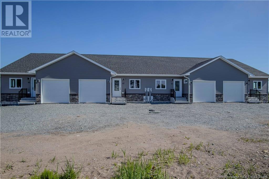 45 Rockingstone Dr, Saint John, NB E2M 0E5