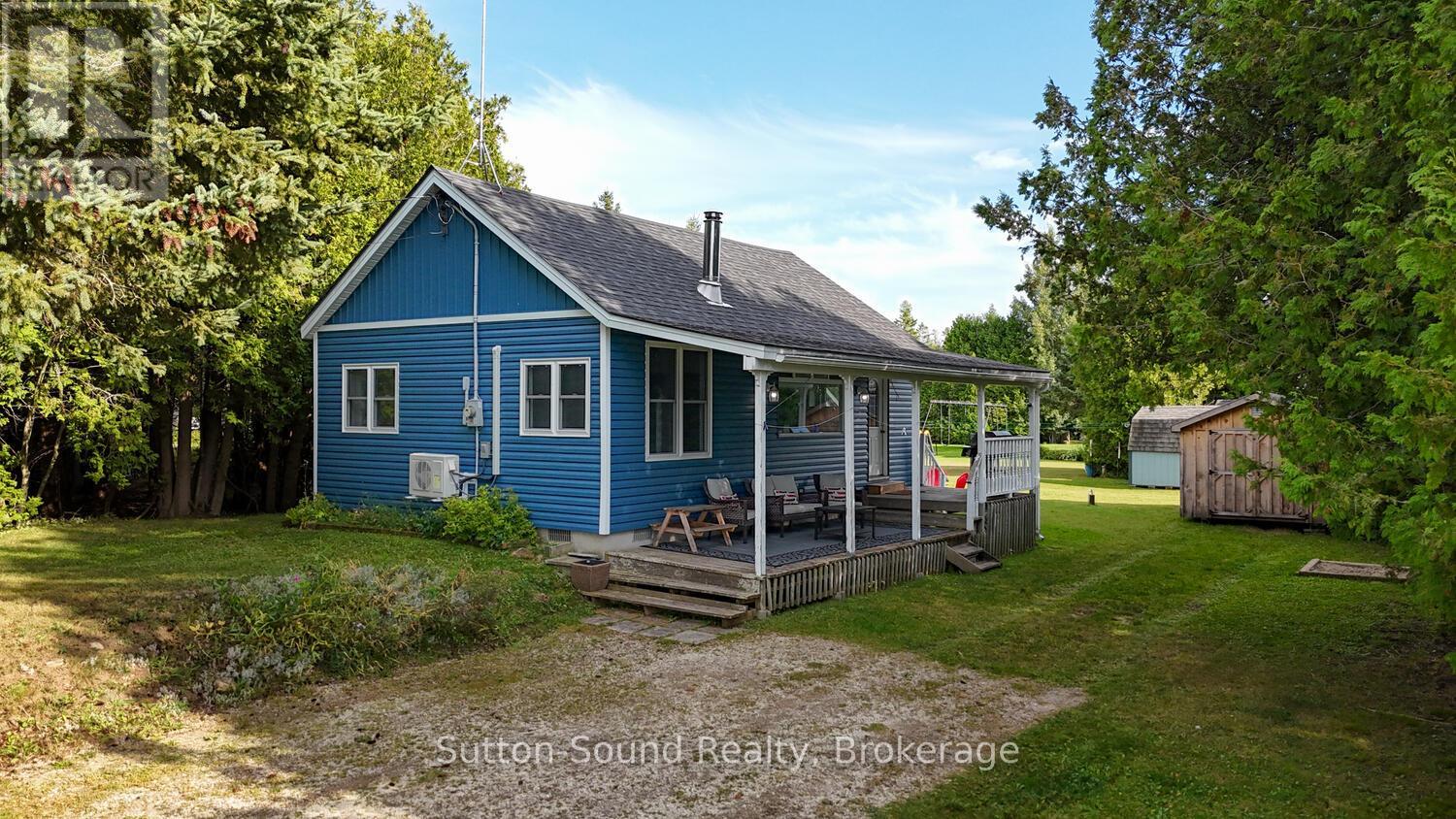 871 Pike Bay Rd, Northern Bruce Peninsula, ON N0H 2T0