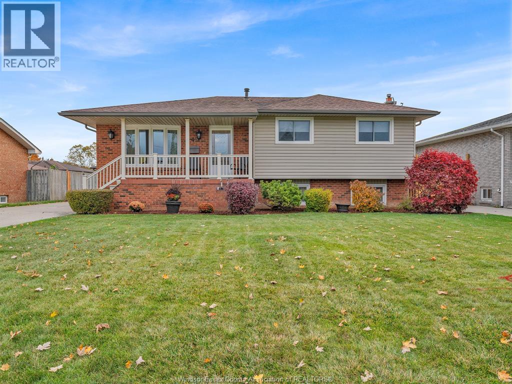 34 States, Amherstburg, ON N9V 3M2